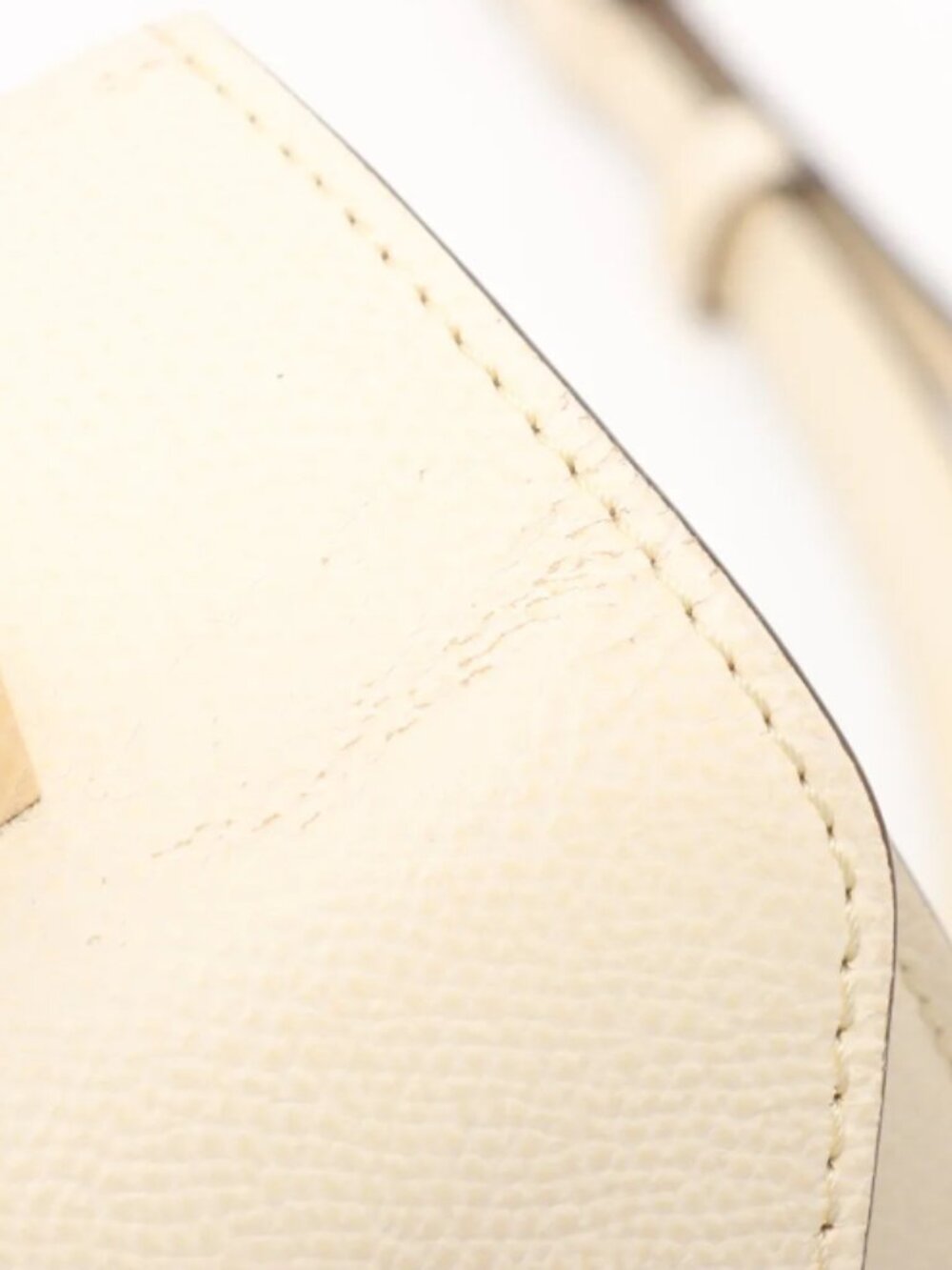The Valextra Medium Iside Leather Two-Way Handbag in Beige is a refined and eleg - Picture 14 of 15